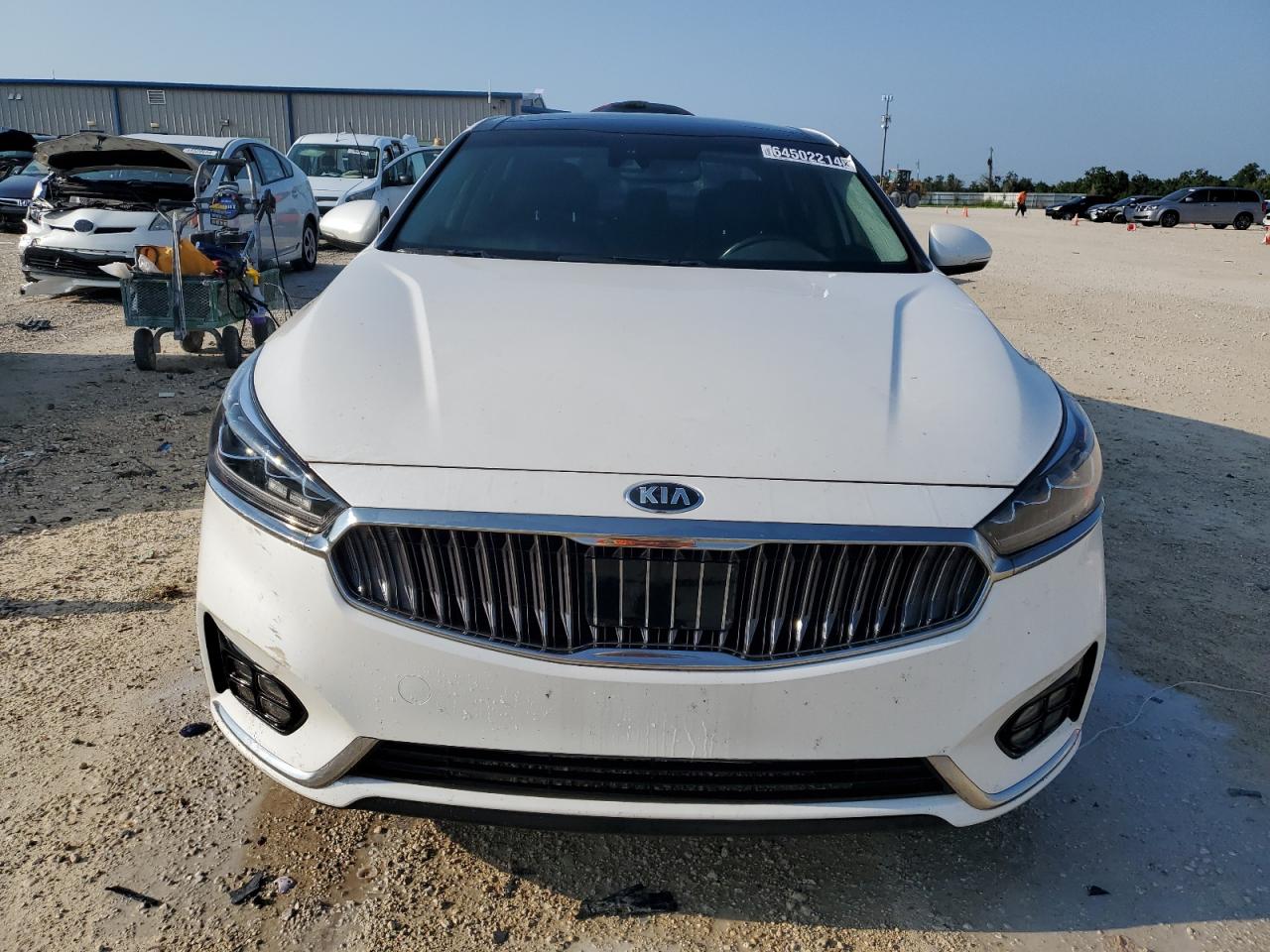 2017 Kia Cadenza Premium VIN: KNALC4J17H5087779 Lot: 64502214