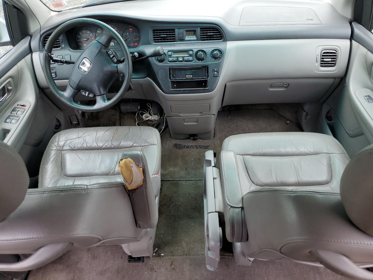 2002 Honda Odyssey Exl VIN: 5FNRL18922B042763 Lot: 66384244