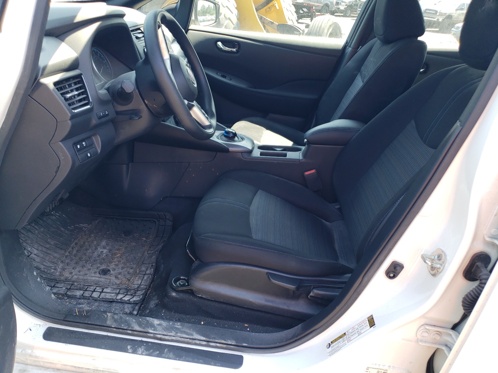 1N4AZ1BVXPC556792 2023 Nissan Leaf S