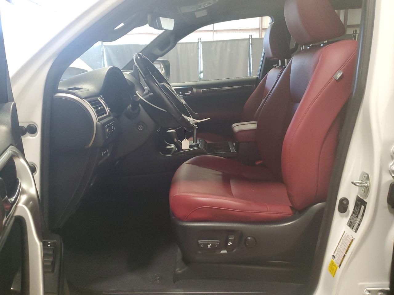 2022 Lexus GX - Image 7