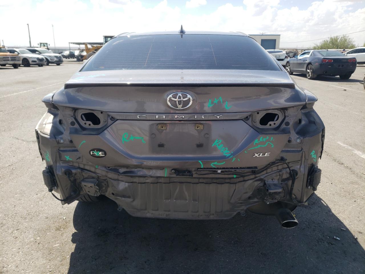 4T1F11AKXNU024766 2022 Toyota Camry Xle