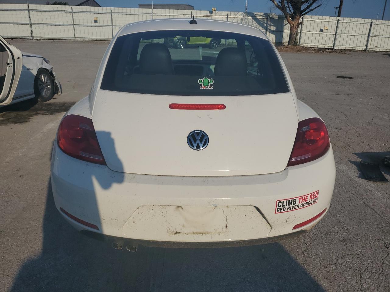 2013 Volkswagen Beetle VIN: 3VWJP7AT0DM670052 Lot: 68022534