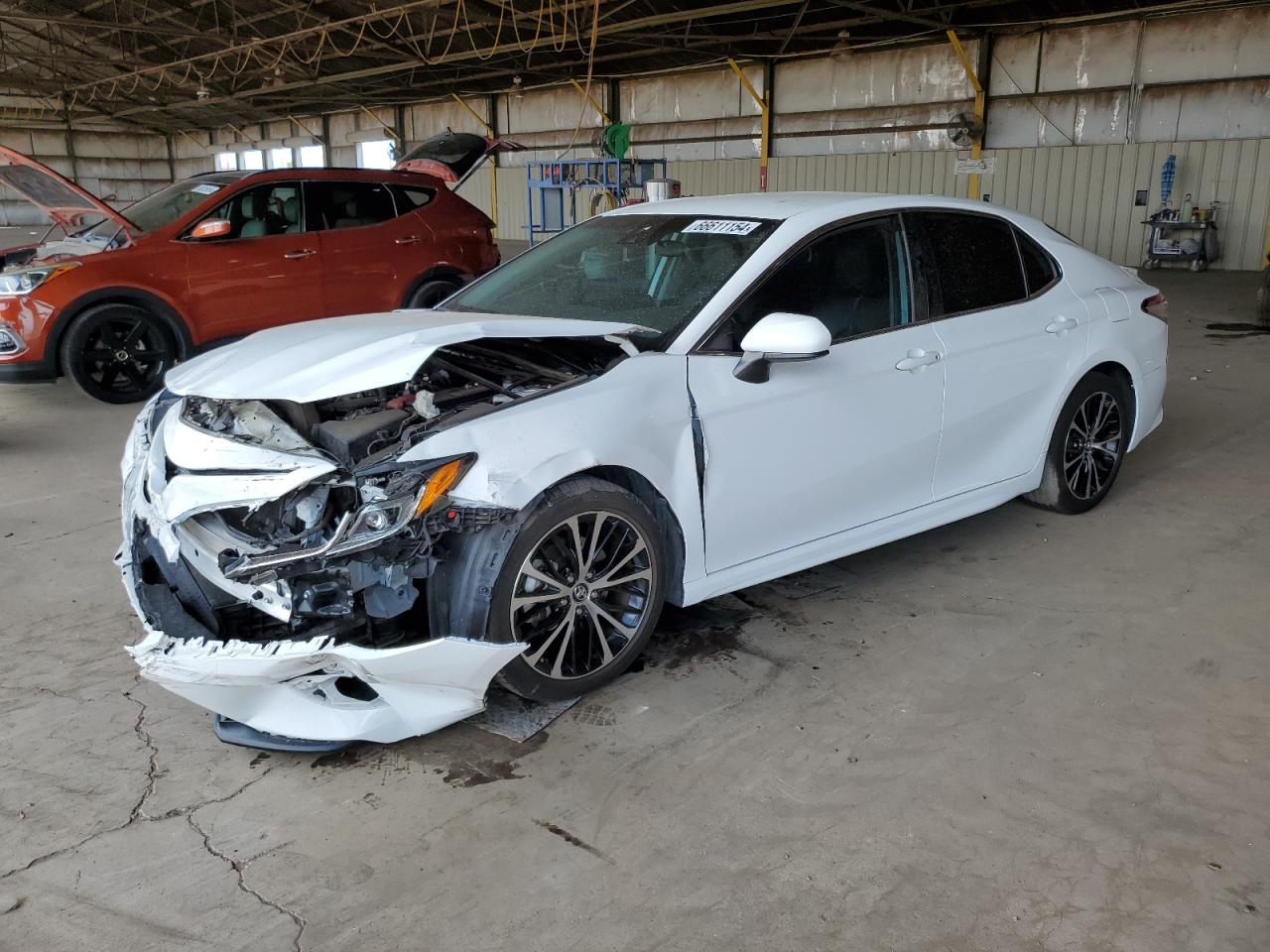 4T1B11HK6KU829972 2019 TOYOTA CAMRY - Image 1