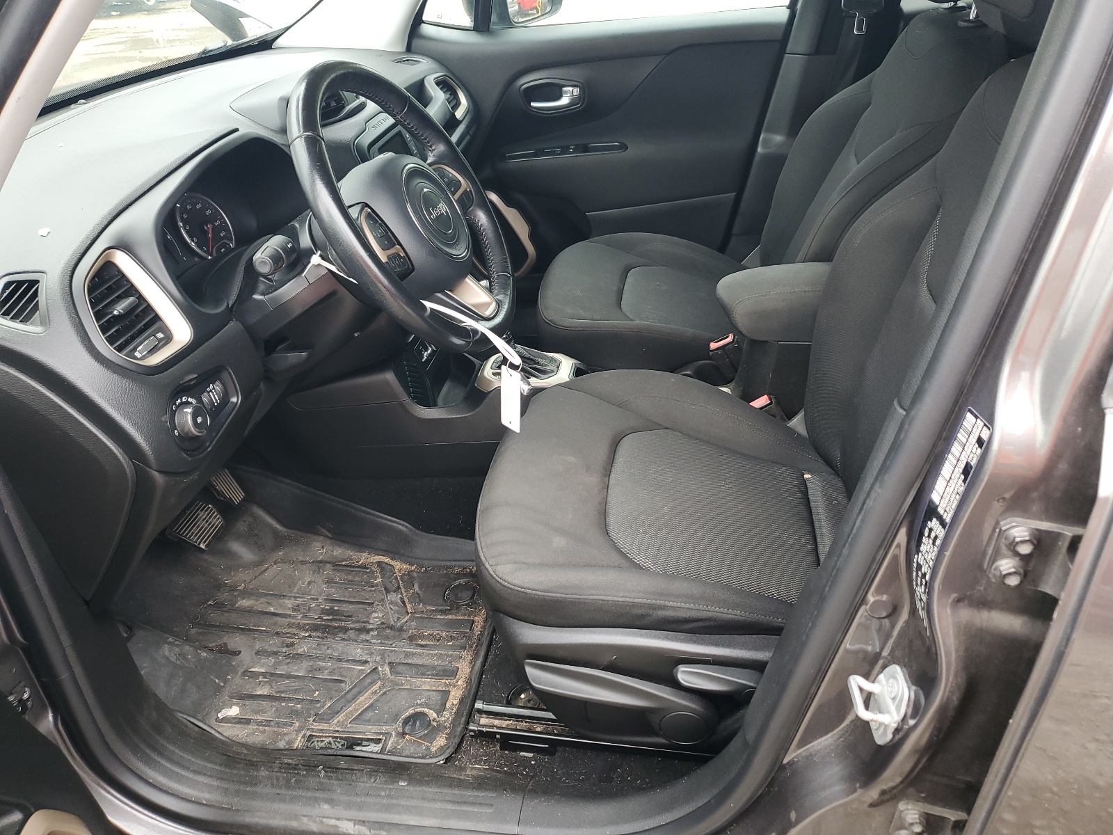 ZACCJABB1HPE88816 2017 Jeep Renegade Latitude