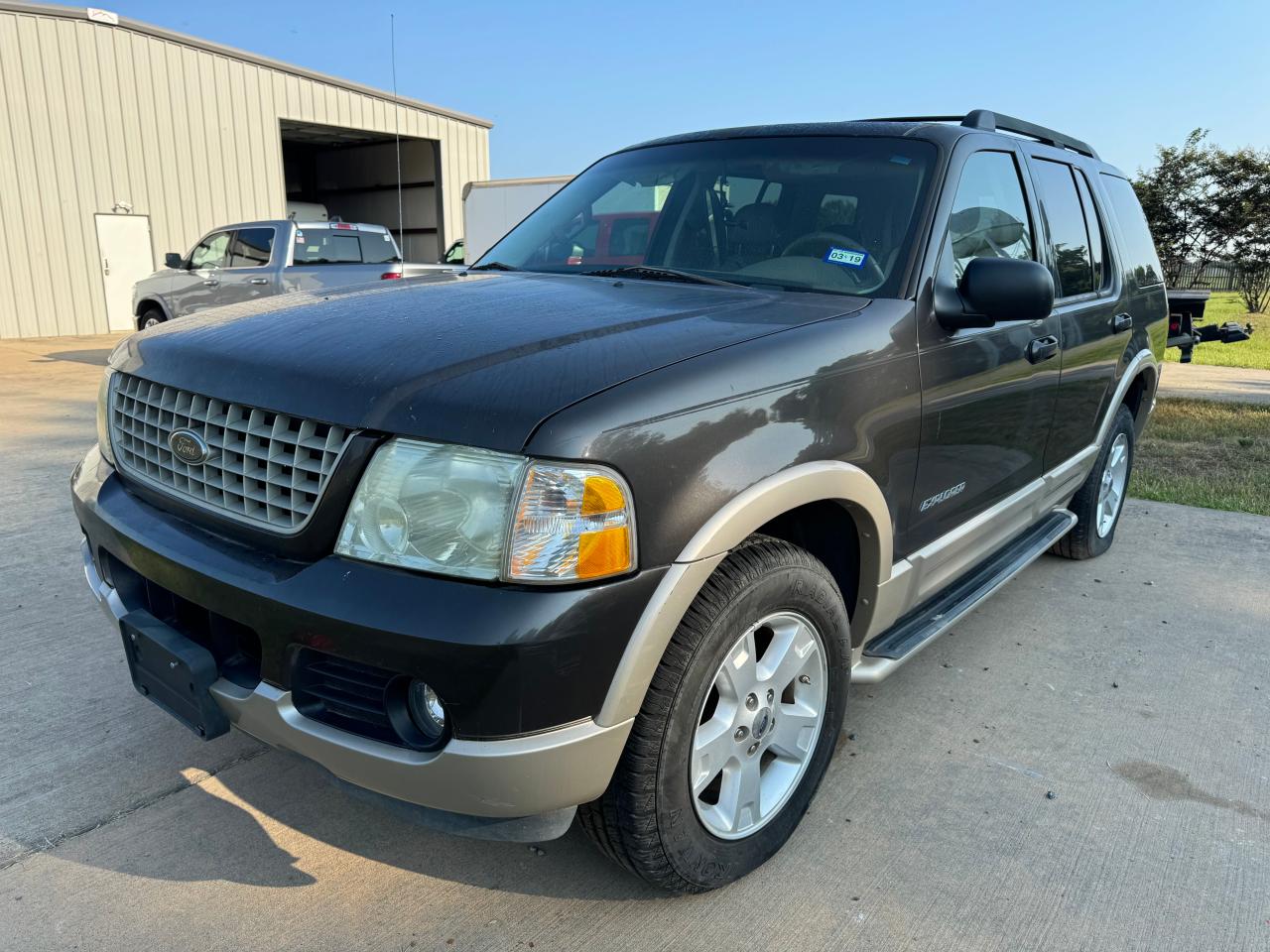 1FMDU74W95UB52707 2005 Ford Explorer Eddie Bauer
