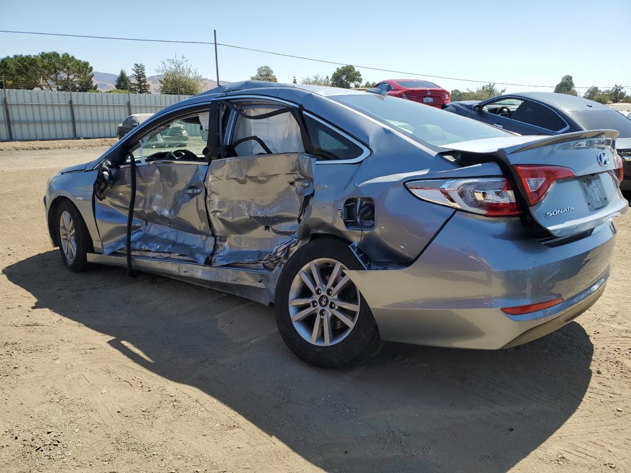 2015 Hyundai Sonata - Image 2