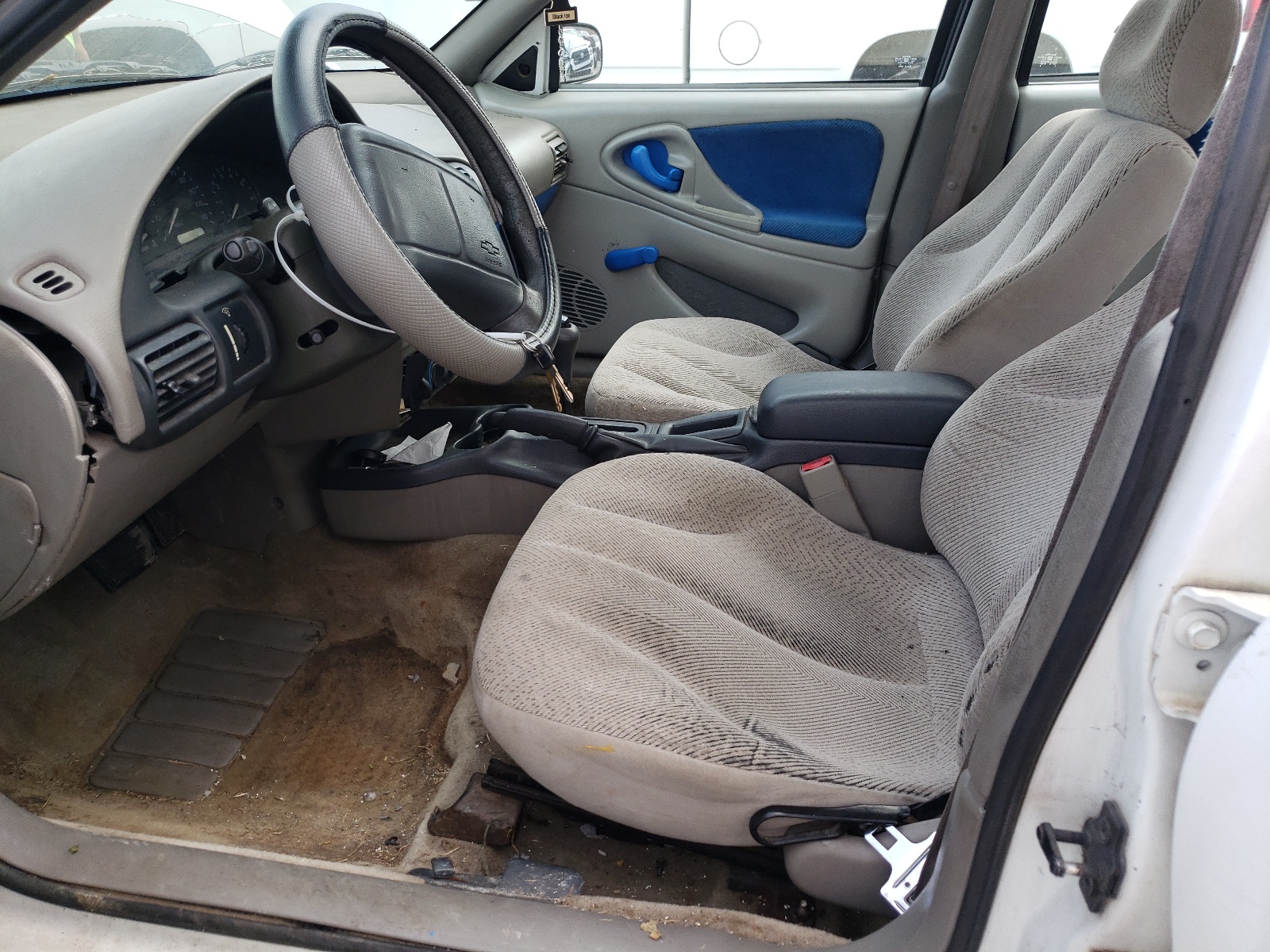 1G1JF5244Y7223931 2000 Chevrolet Cavalier Ls