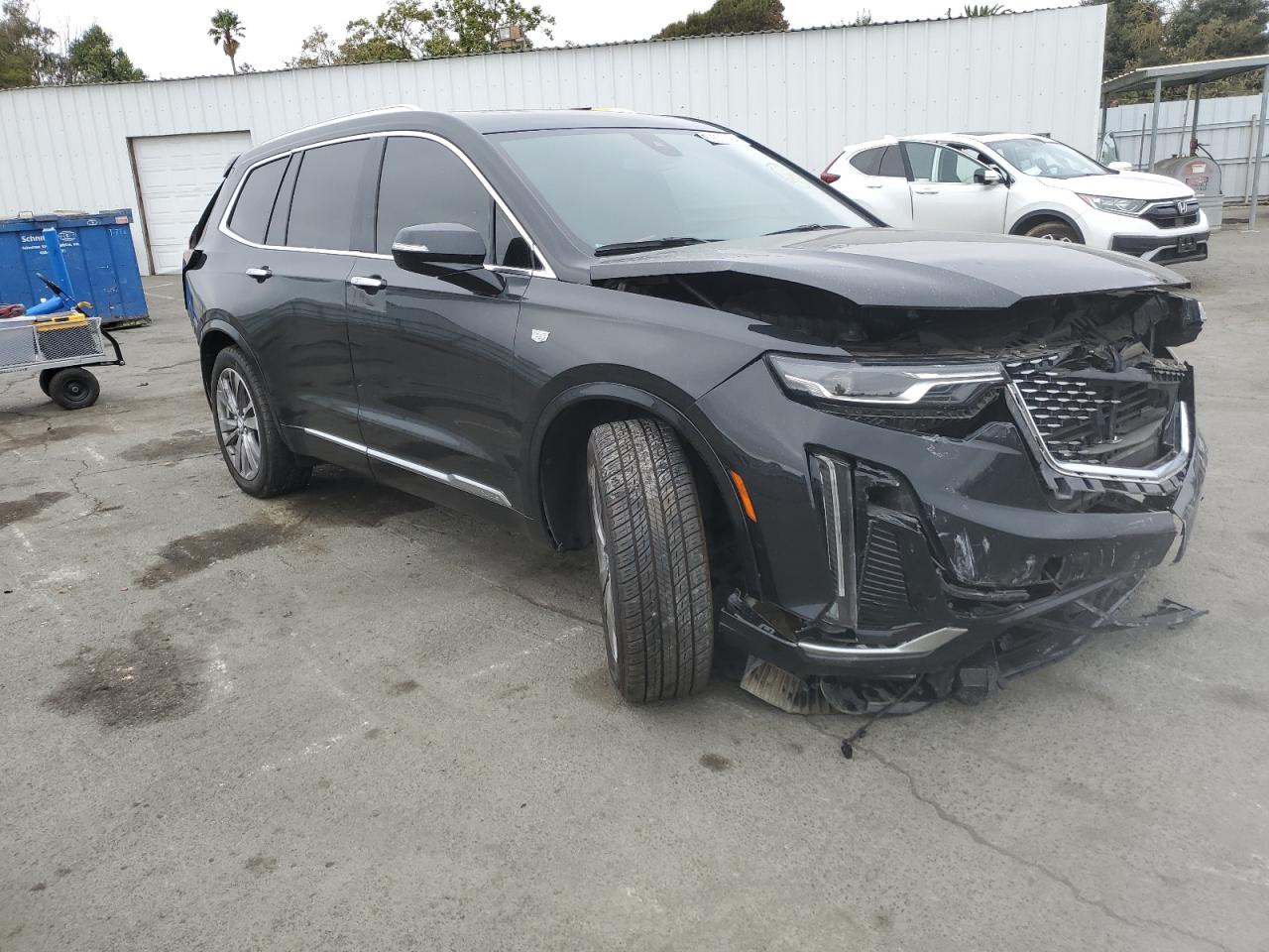 2022 Cadillac XT6 - Image 4