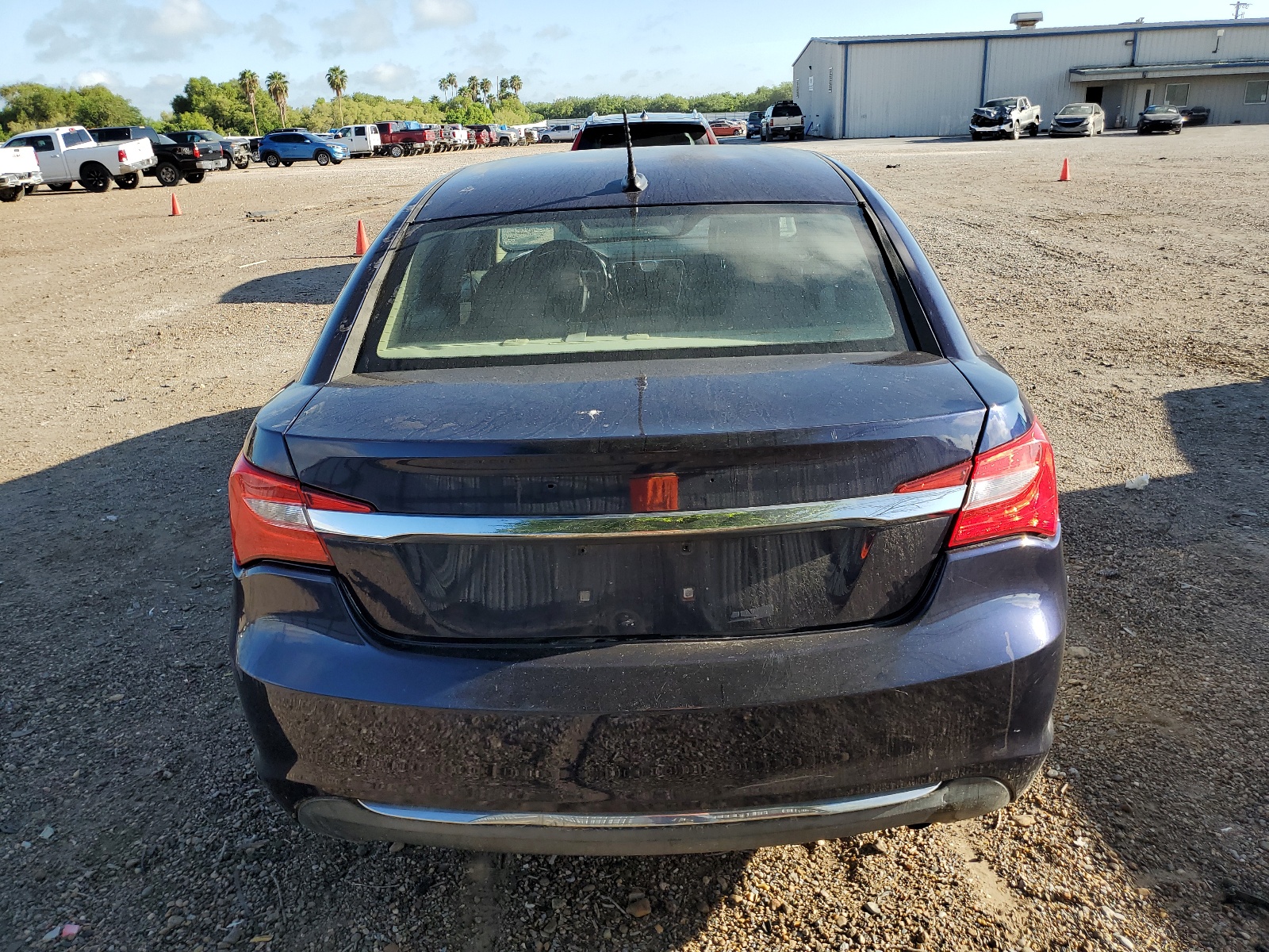 1C3BC1FB2BN592882 2011 Chrysler 200 Touring