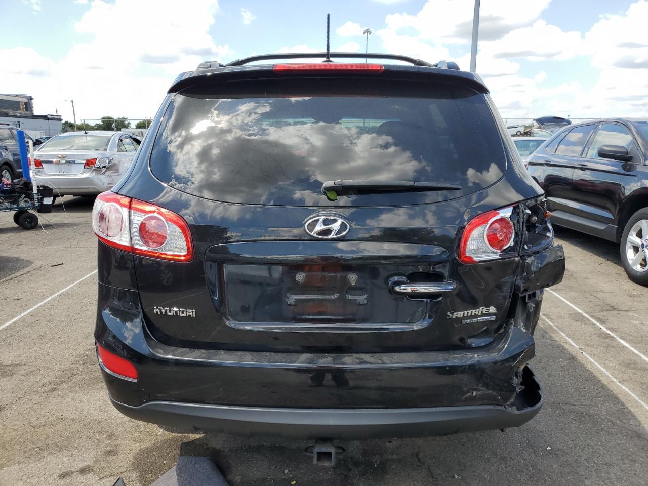 5XYZKDAG9BG073059 2011 Hyundai Santa Fe Limited