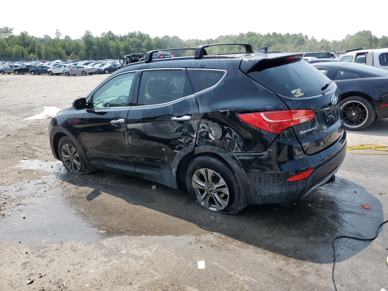 5XYZUDLB1GG305785 2016 HYUNDAI SANTA FE - Image 2