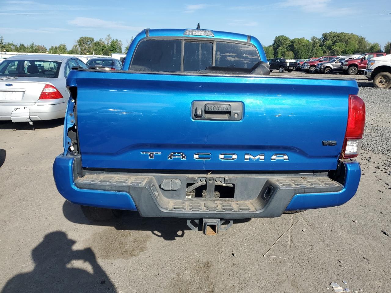 5TFAZ5CN4GX011809 2016 Toyota Tacoma Double Cab