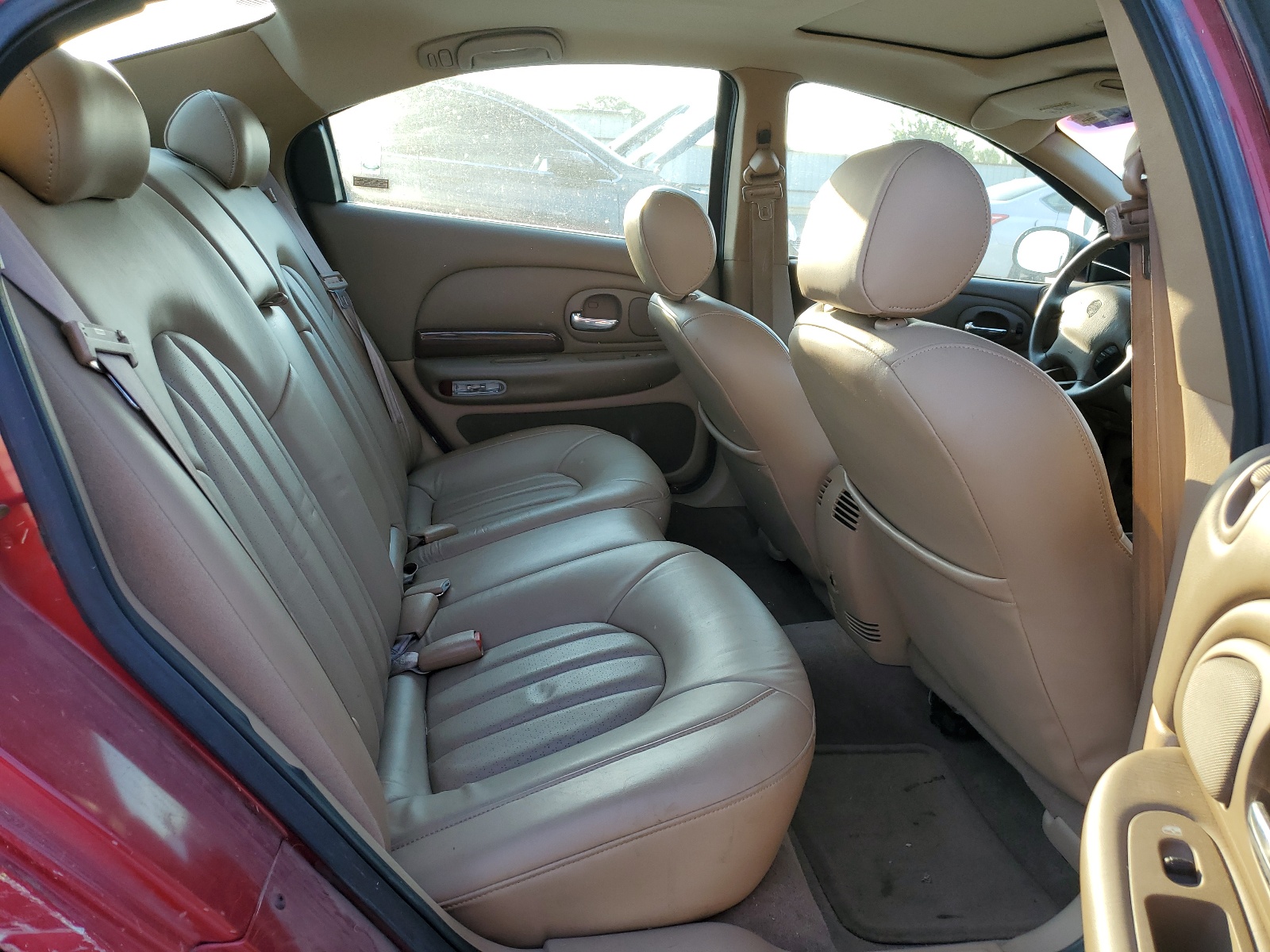 2C3HE66G1XH714810 1999 Chrysler 300M