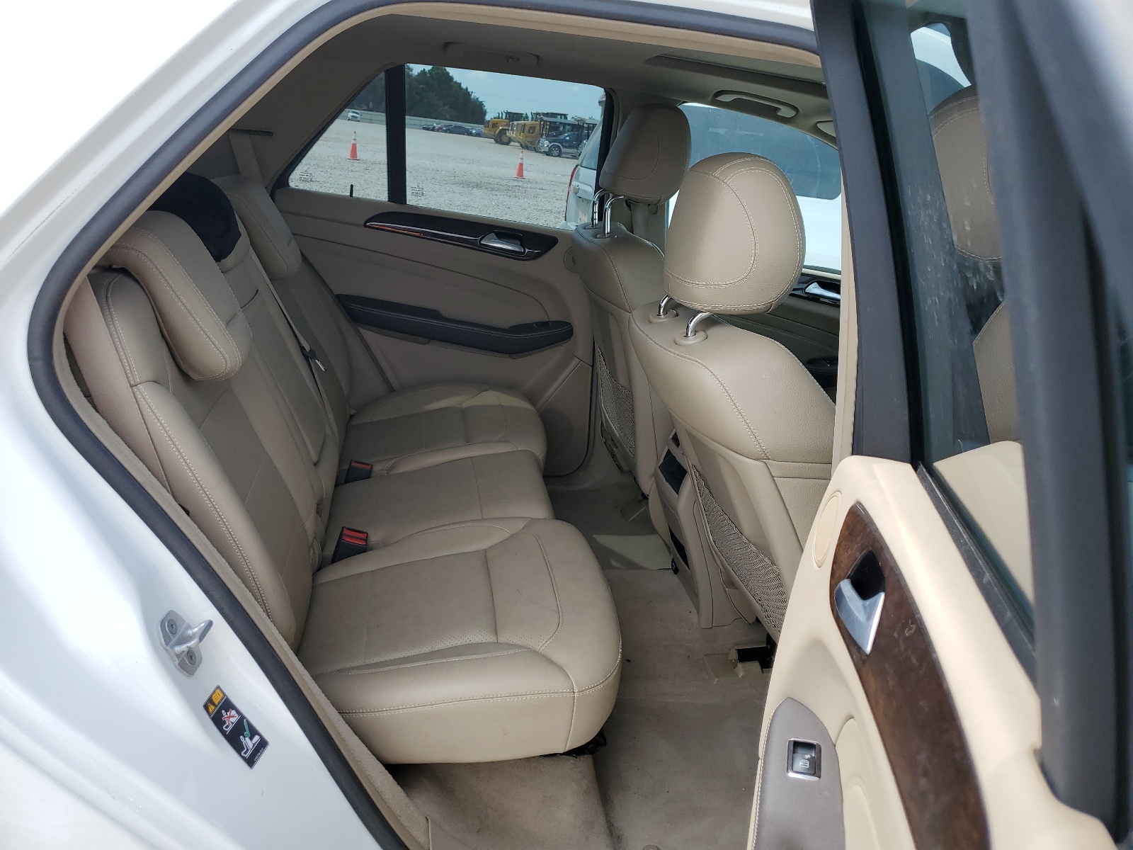 4JGDA5HBXEA291556 2014 Mercedes-Benz Ml 350 4Matic