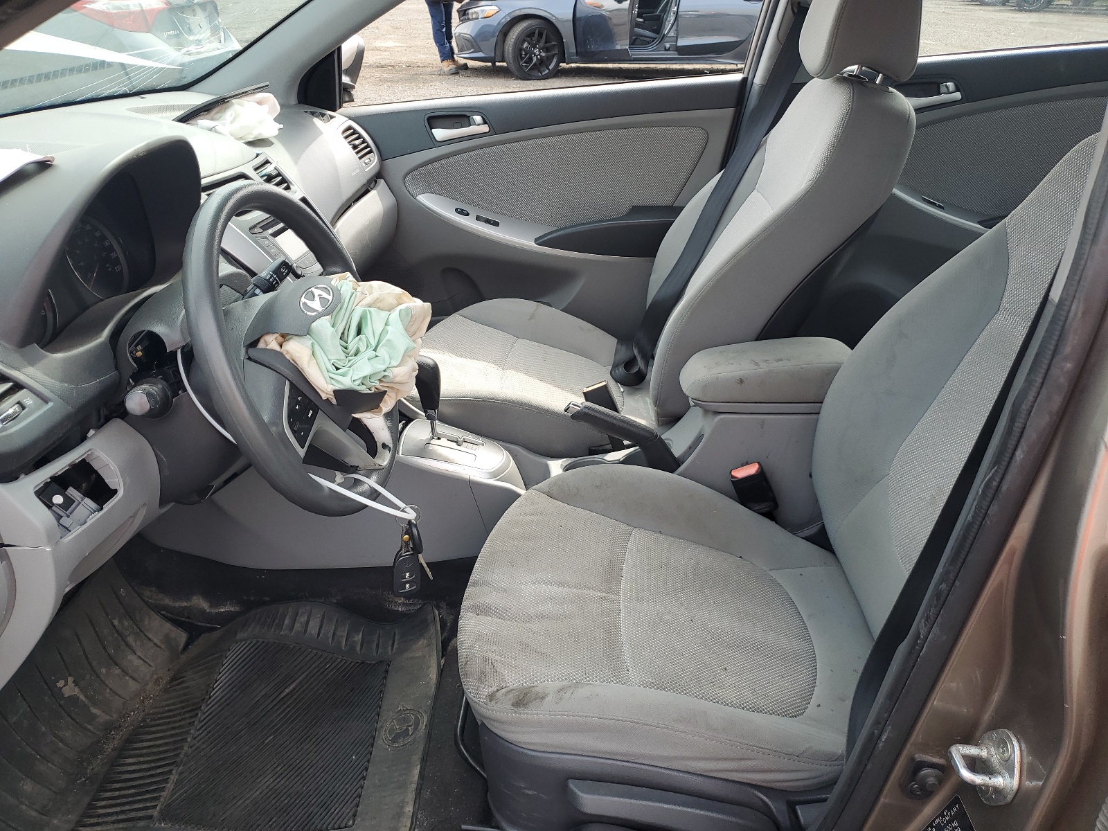 KMHCT4AE1DU518456 2013 Hyundai Accent Gls