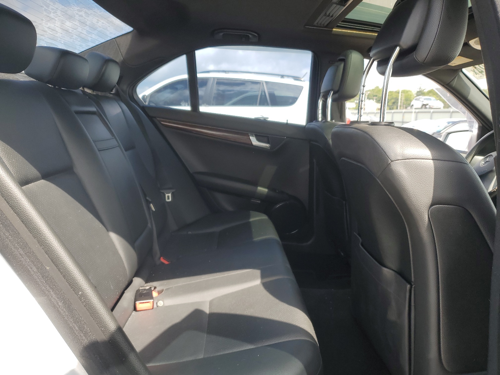 WDDGF8BBXBR181199 2011 Mercedes-Benz C 300 4Matic