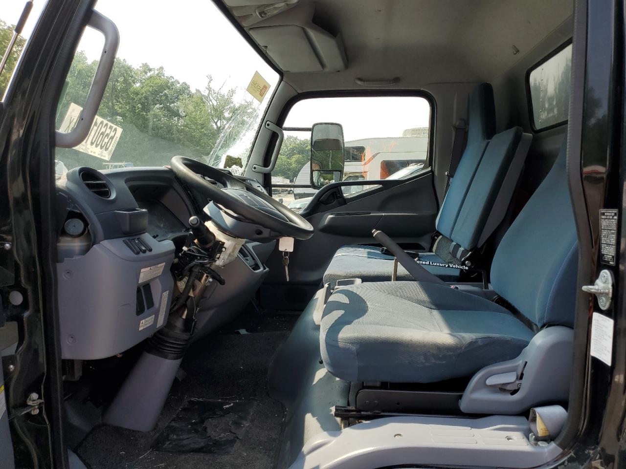 JL6CRH1A6FK000159 2015 Mitsubishi Fuso Truck Of America Inc Fe Fec92S