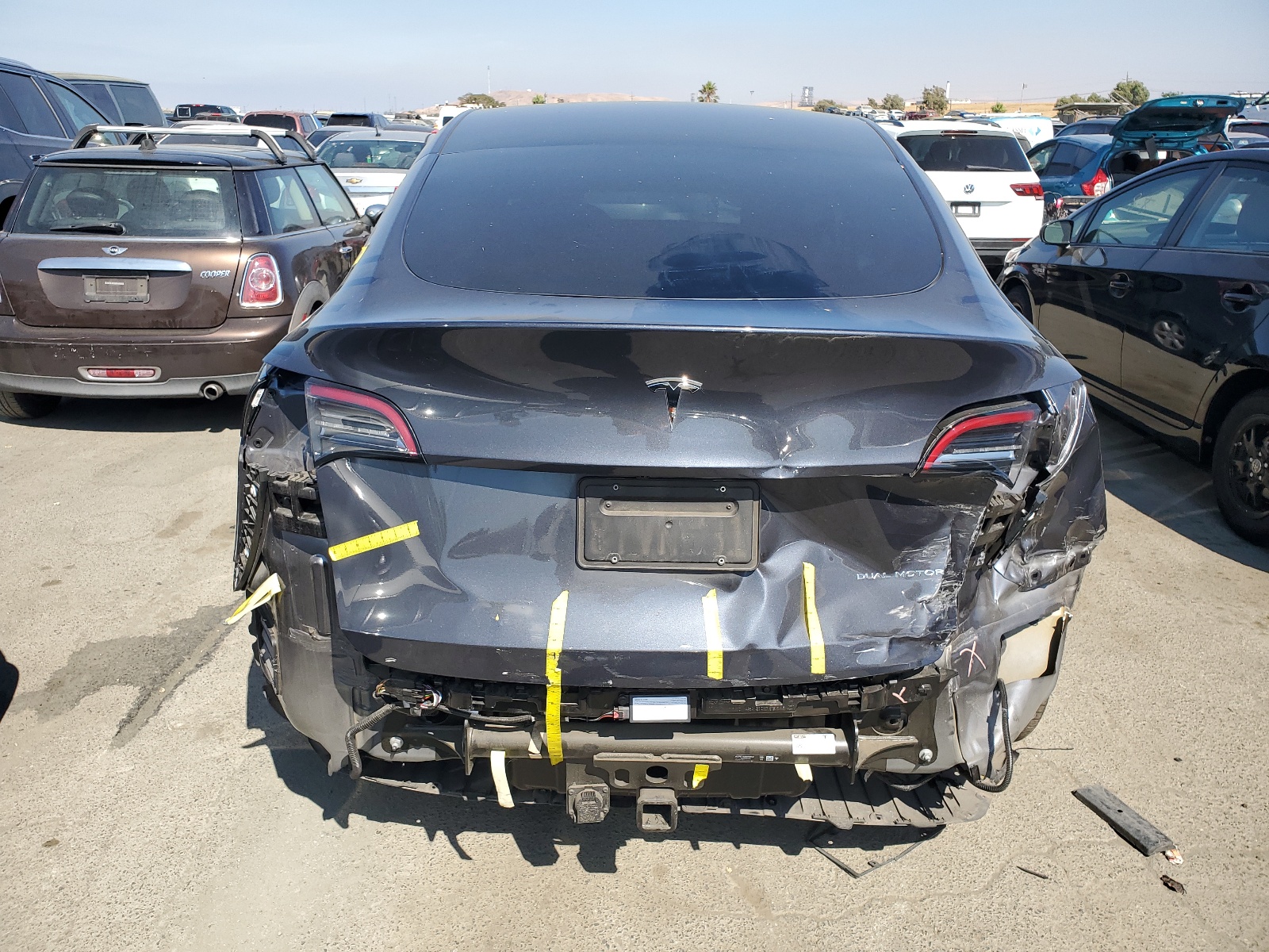 5YJYGDEE9MF295570 2021 Tesla Model Y