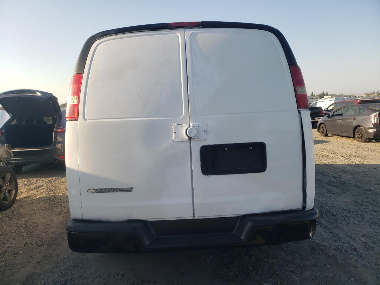 2009 Chevrolet Express G1500 VIN: 1GCFG15X191179609 Lot: 69274754