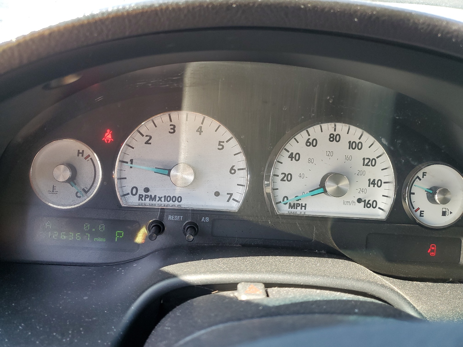 1FAHP60A04Y108870 2004 Ford Thunderbird