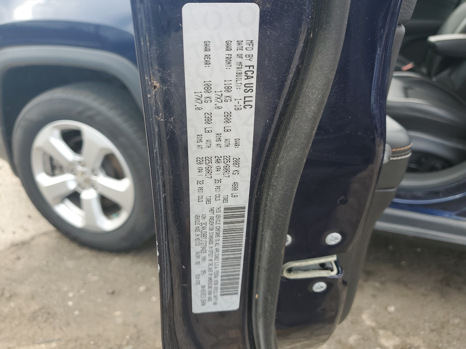 3C4NJDBB7JT270422 2018 Jeep Compass Latitude