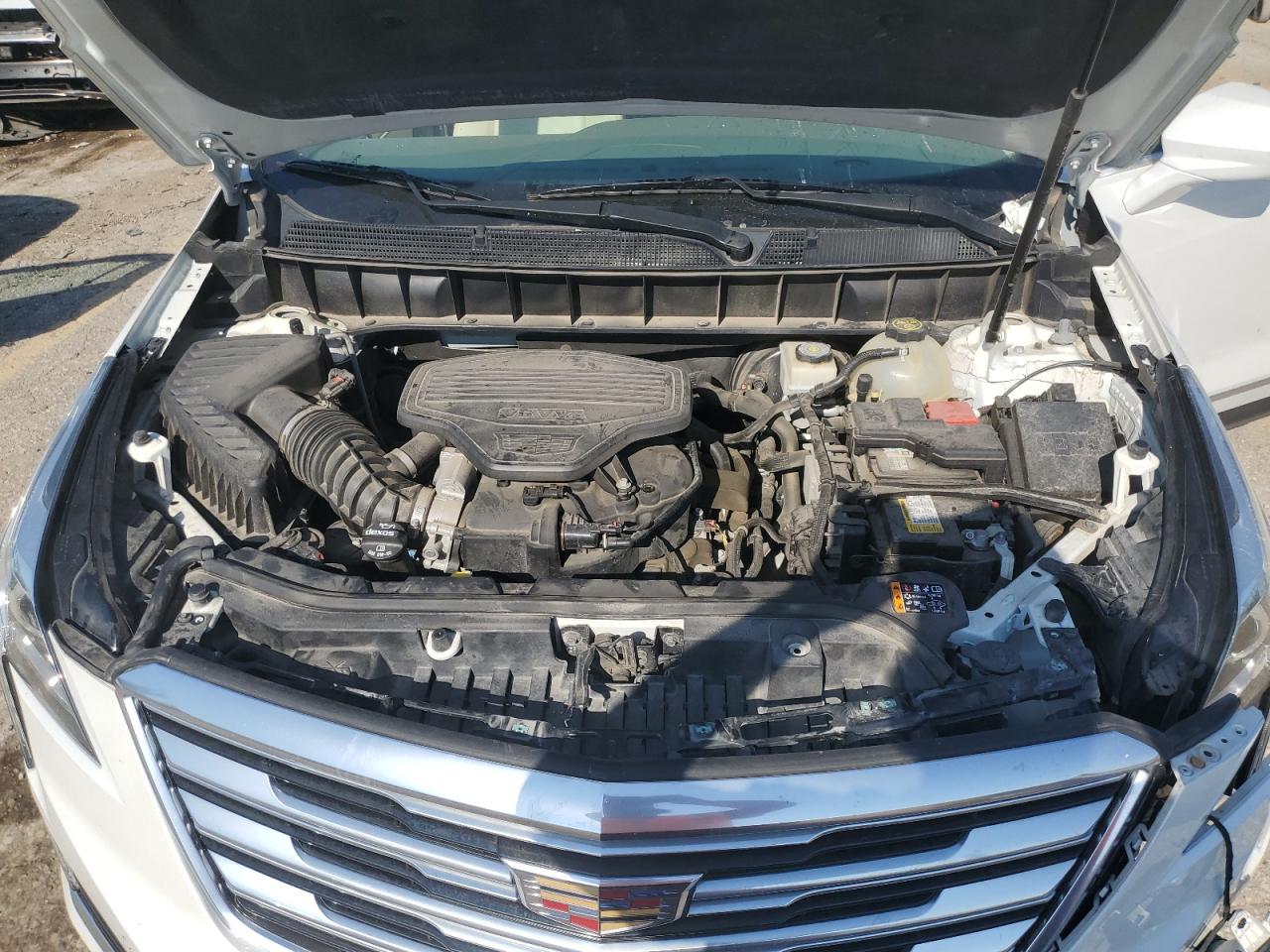 1GYKNDRS3JZ156711 2018 Cadillac Xt5 Luxury