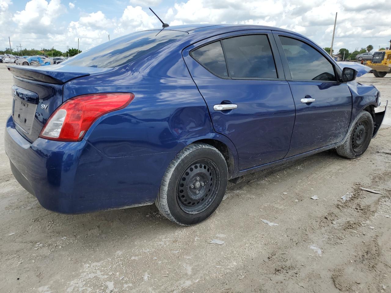 3N1CN7AP8KL840863 2019 Nissan Versa S