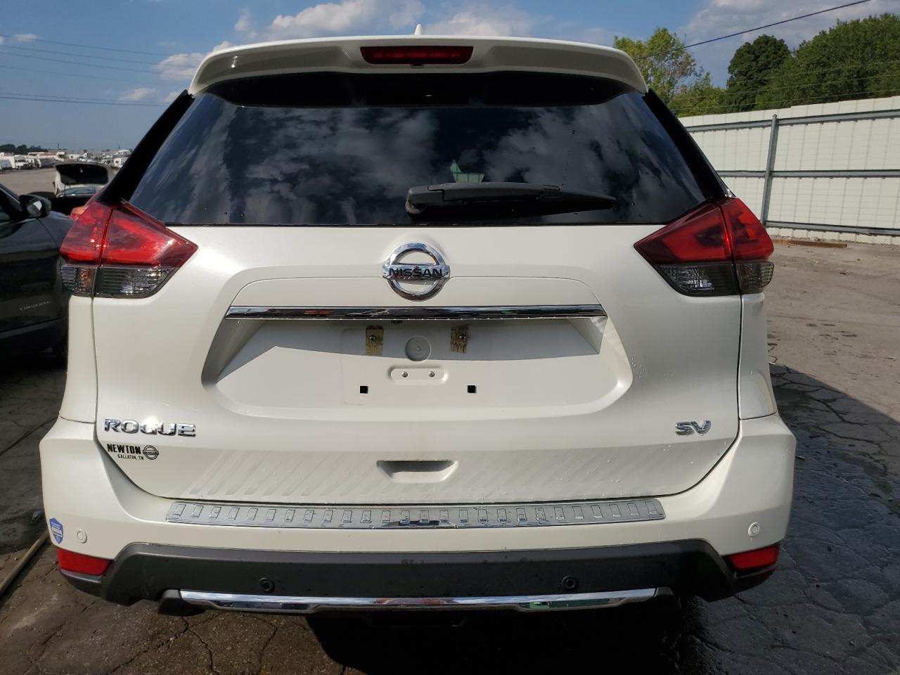 2020 Nissan Rogue S VIN: 5N1AT2MT6LC814700 Lot: 68705274