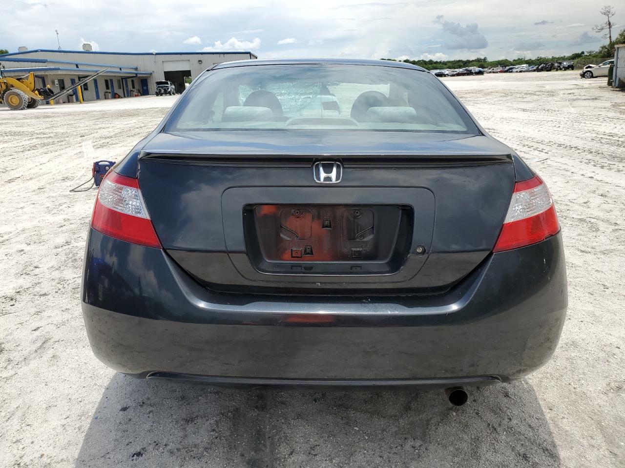 2007 Honda Civic Lx VIN: 2HGFG12637H582499 Lot: 67698724