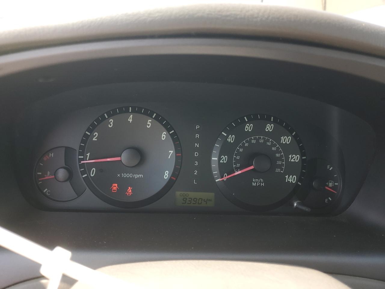 2004 Hyundai Elantra Gls VIN: KMHDN46D74U724363 Lot: 64649184