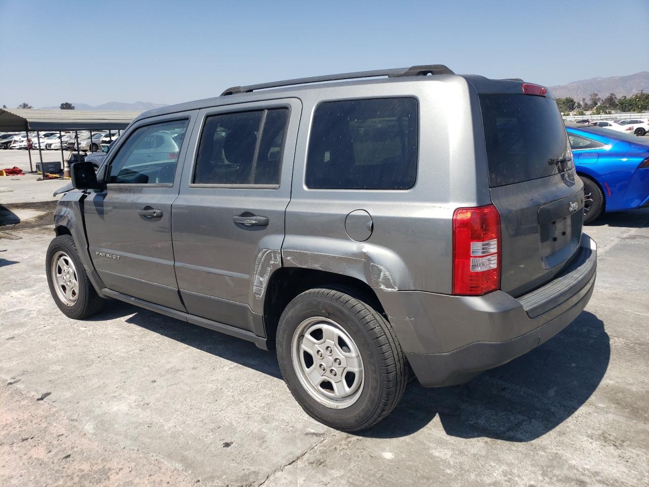 VIN 1C4NJPBB6ED547333 2014 JEEP PATRIOT no.2