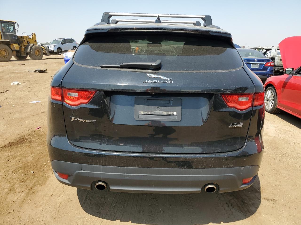 SADCJ2FX5JA259349 2018 Jaguar F-Pace Premium