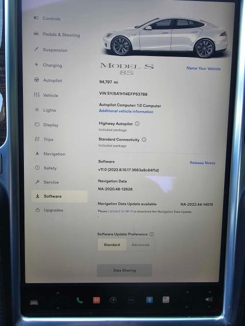 2014 Tesla Model S vin: 5YJSA1H14EFP53788