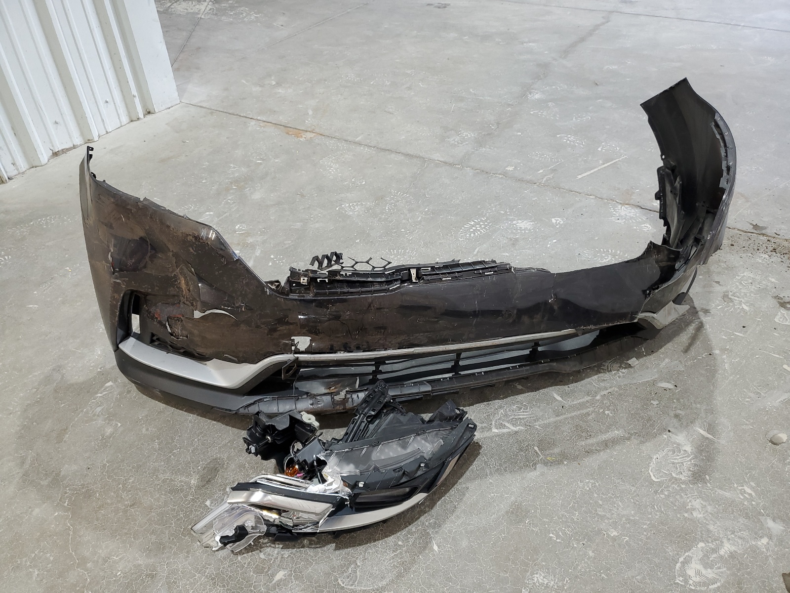 KNDNB4H39P6253816 2023 Kia Carnival Lx