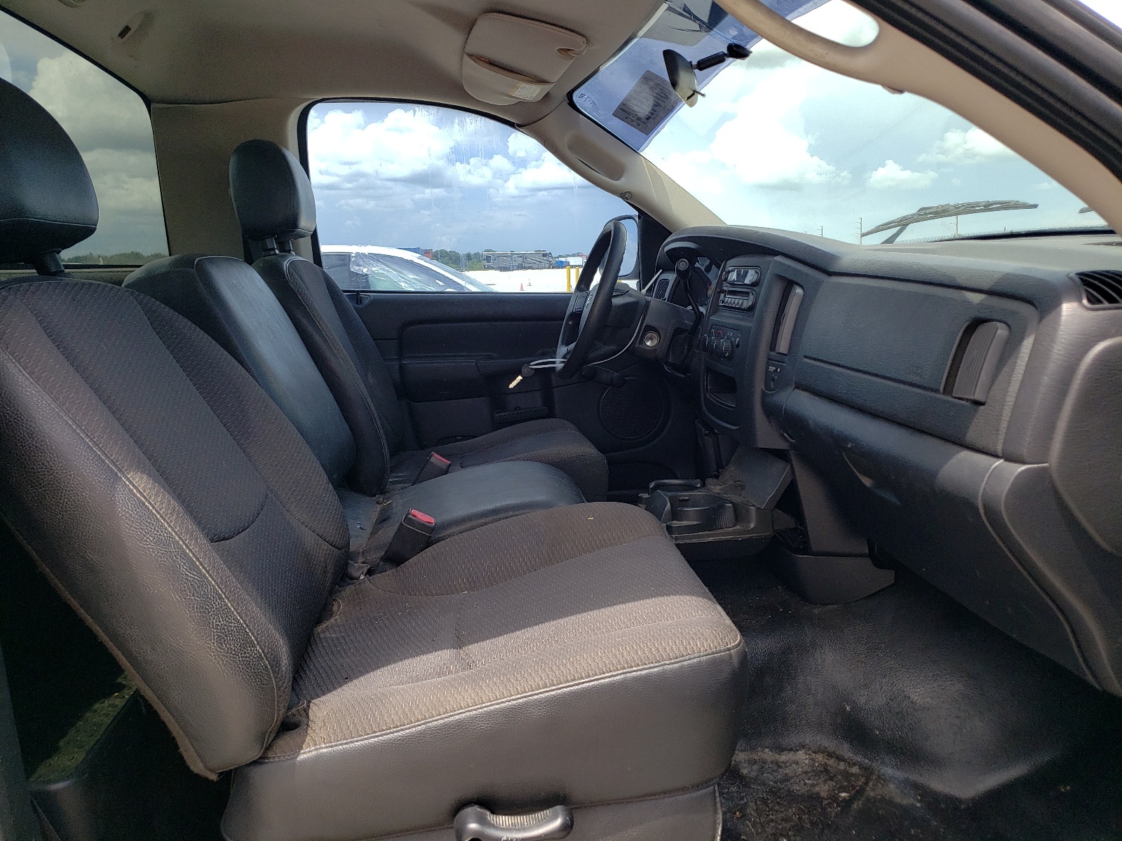 1D7HA16K04J249421 2004 Dodge Ram 1500 St