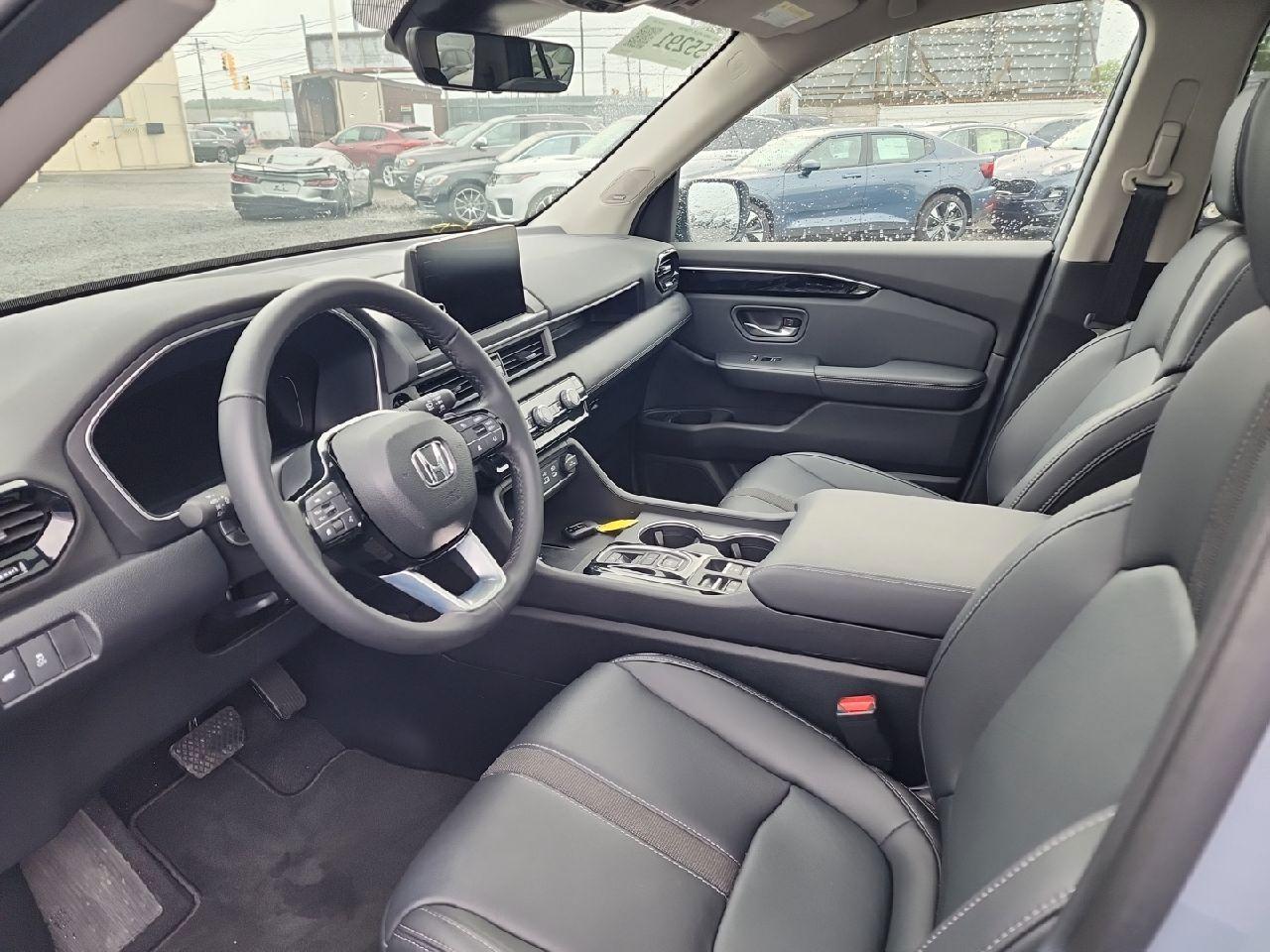 5FNYG1H78SB003352 2025 Honda Pilot Touring