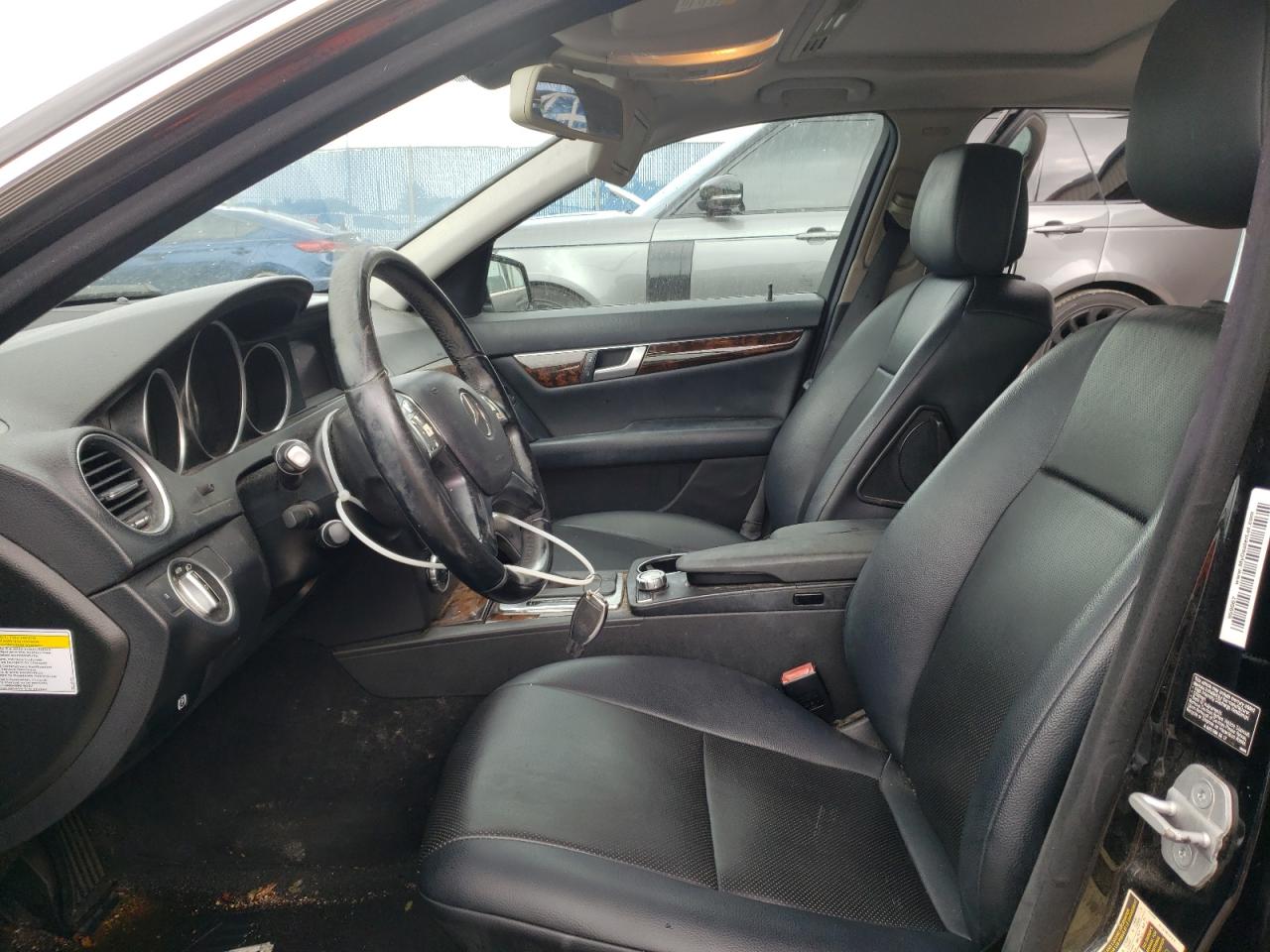 2013 Mercedes-Benz C 250 VIN: WDDGF4HB8DG098823 Lot: 66400894