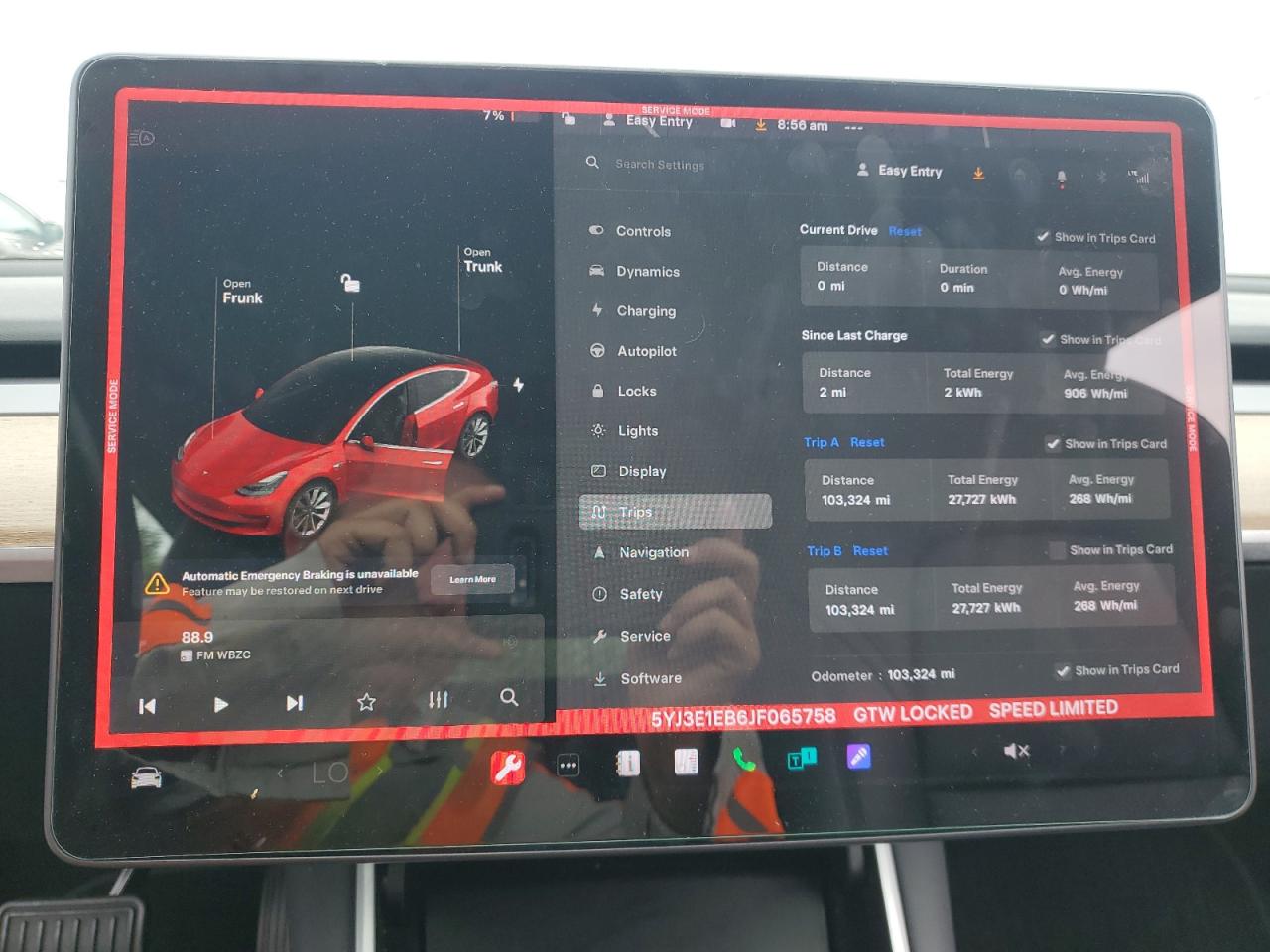 5YJ3E1EB6JF065758 2018 Tesla Model 3