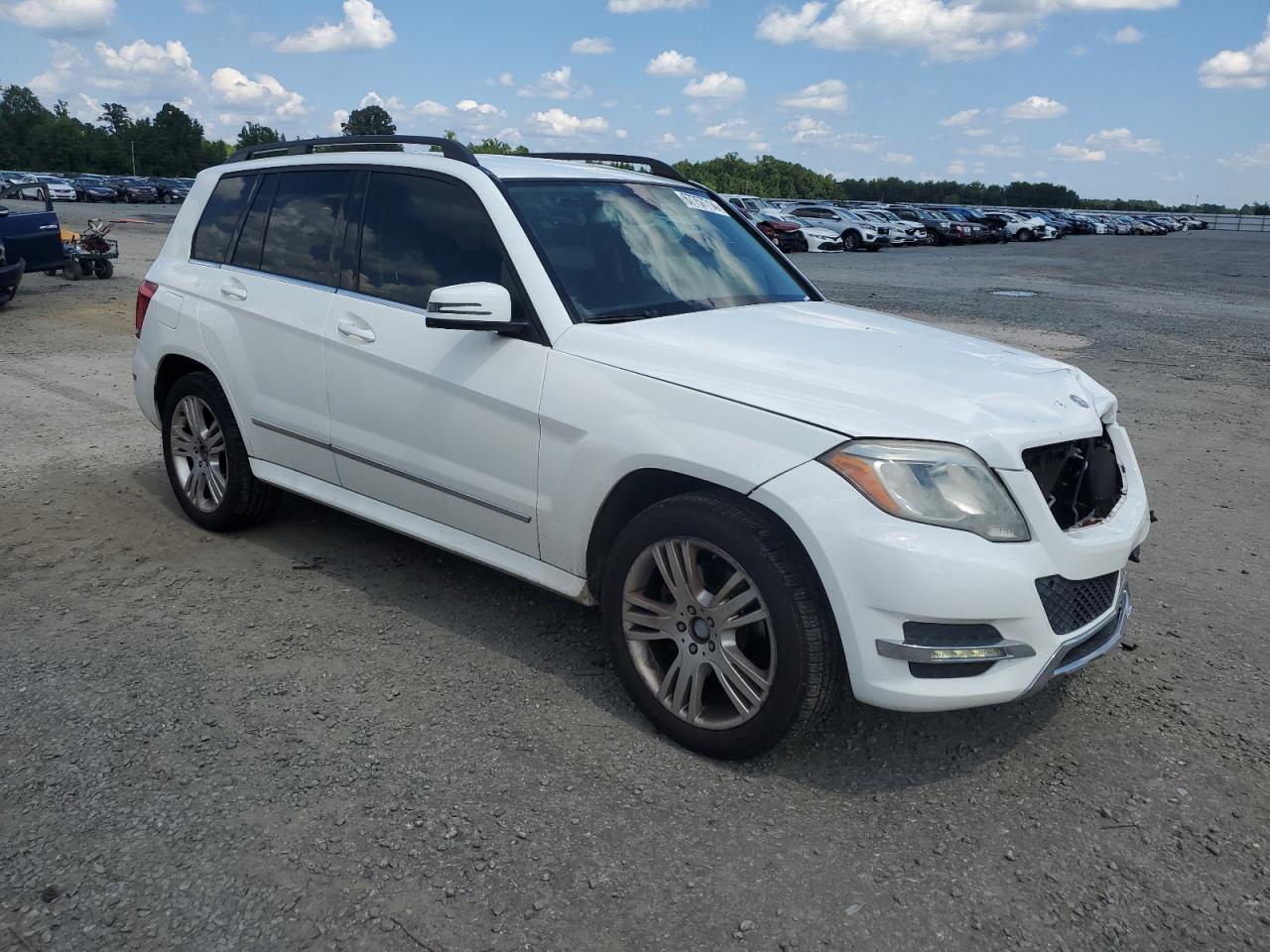 VIN WDCGG5HB9DF988745 2013 MERCEDES-BENZ GLK-CLASS no.4