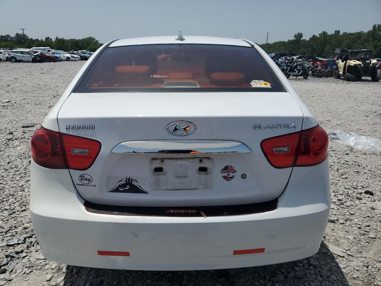 2010 Hyundai Elantra - Image 6