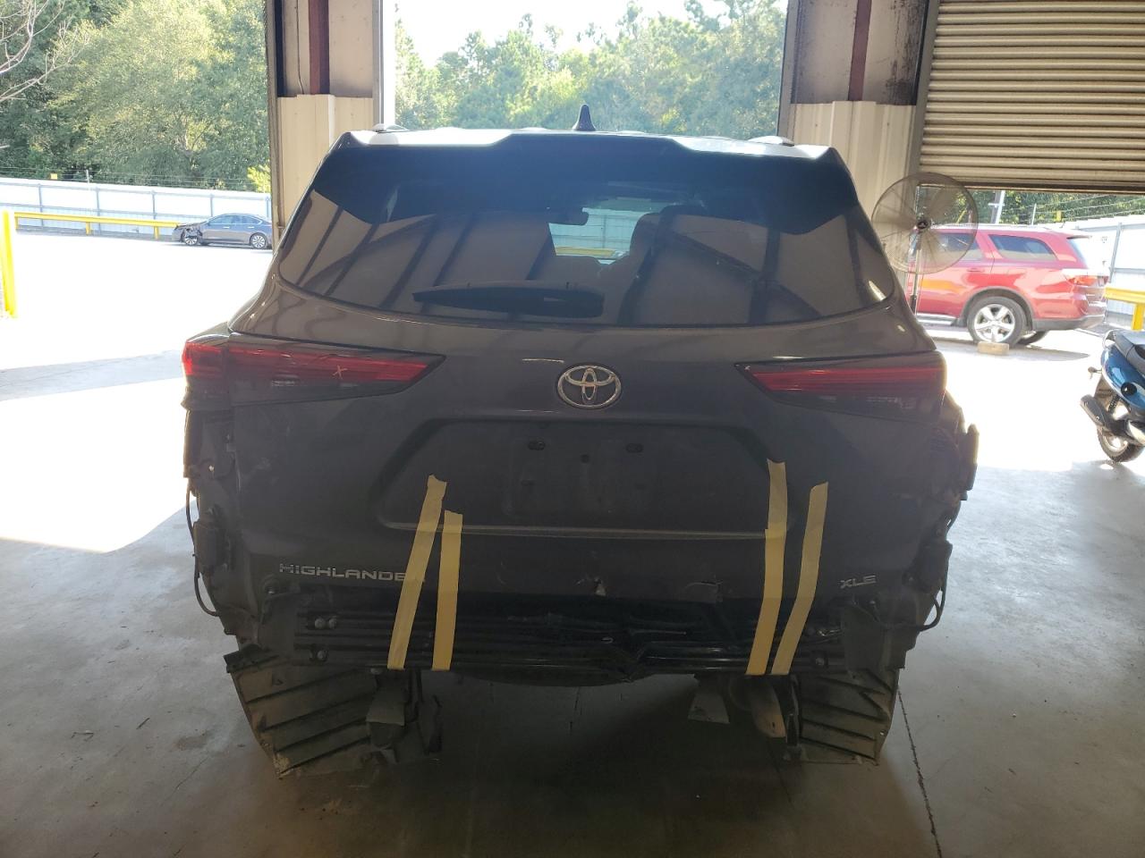 2021 Toyota Highlander Xle VIN: 5TDGZRAH6MS515228 Lot: 66477384