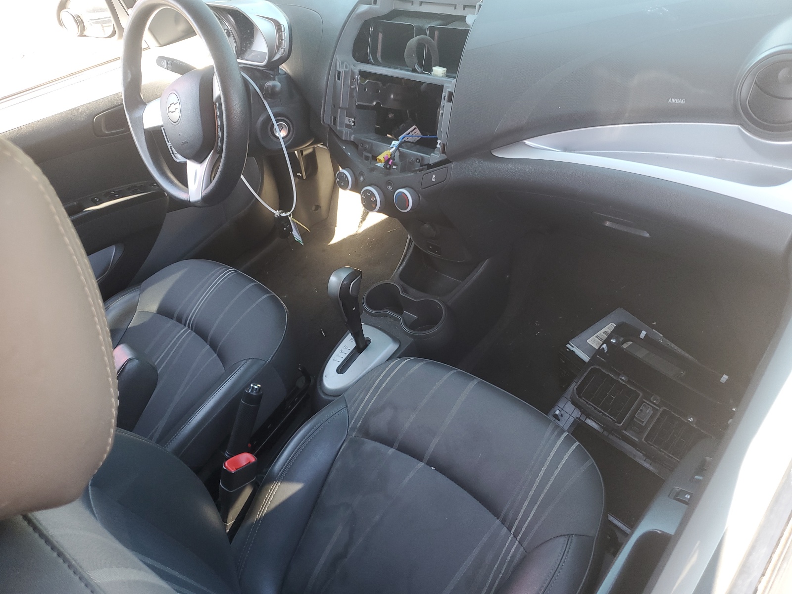 KL8CD6S92FC722053 2015 Chevrolet Spark 1Lt