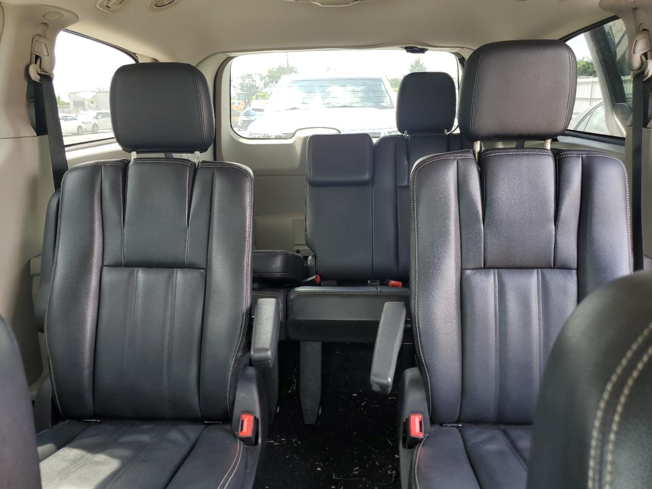 2013 Chrysler Town & Country Touring VIN: 2C4RC1BG9DR645580 Lot: 65278984