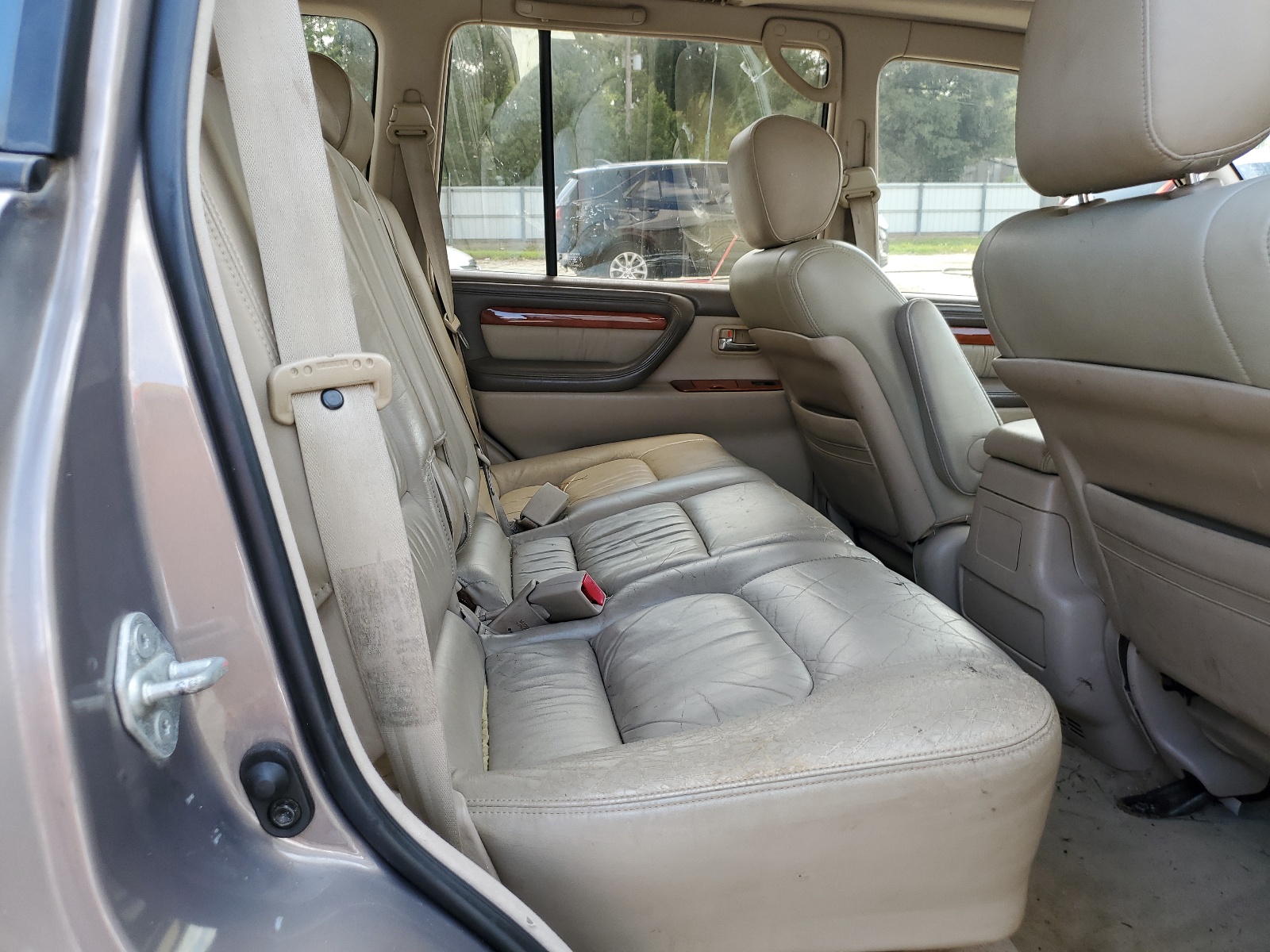 JT6HT00W2X0040323 1999 Lexus Lx 470