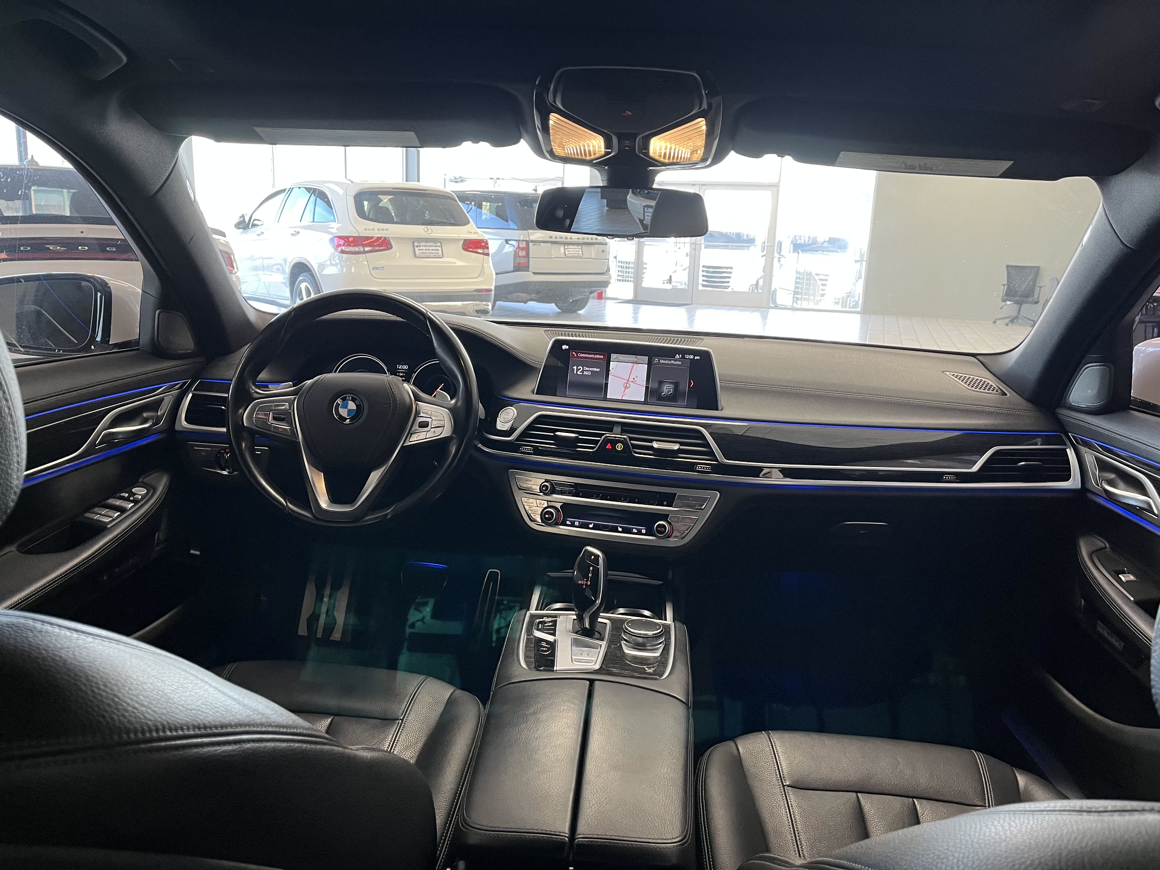 2018 BMW 740 I vin: WBA7E2C50JG743251