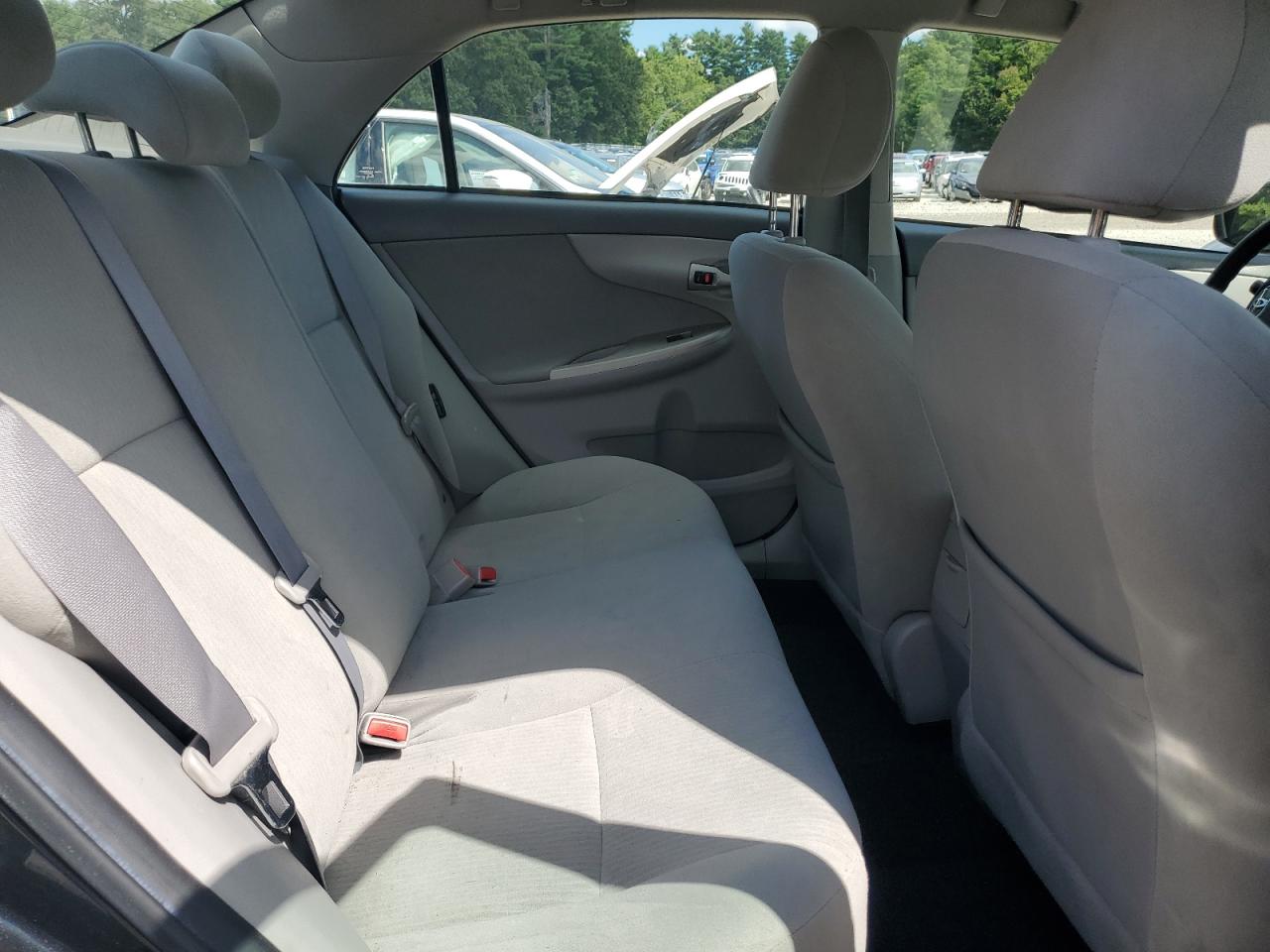 2010 Toyota Corolla Base VIN: 1NXBU4EE1AZ352924 Lot: 69754304