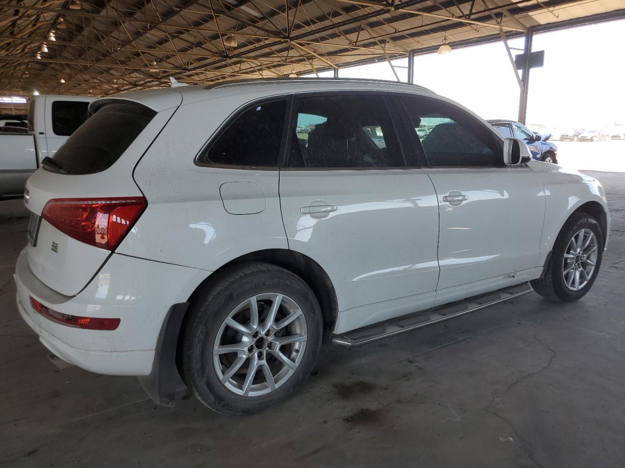 2010 Audi Q5 - Image 3