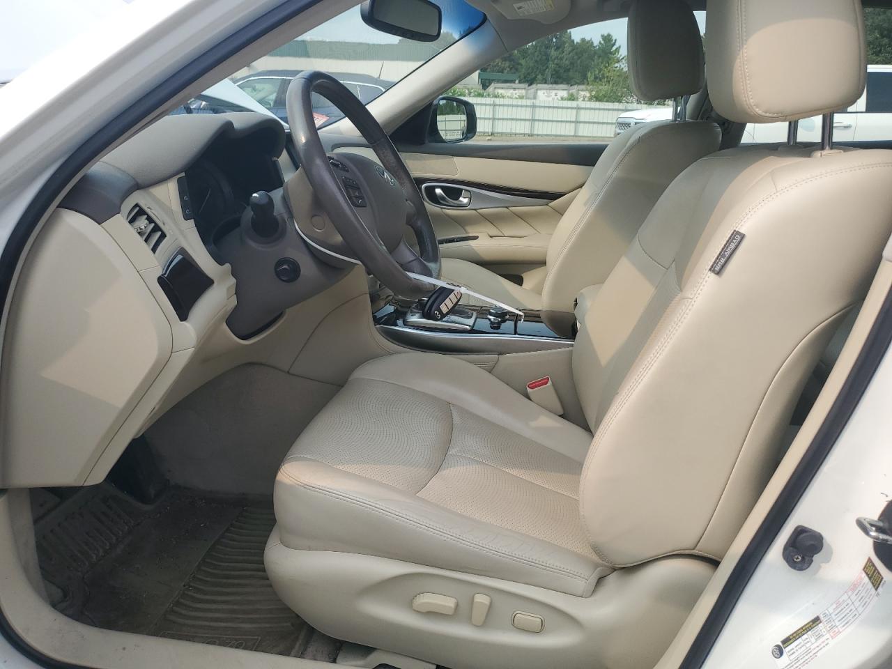 JN1BY1AR0FM560352 2015 Infiniti Q70 3.7