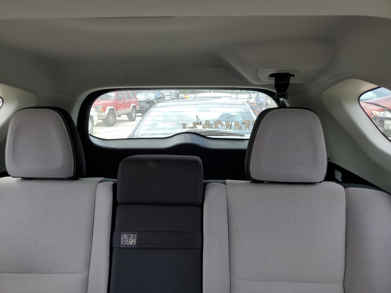 JTMRJREV6HD129104 2017 Toyota Rav4 Hv Le