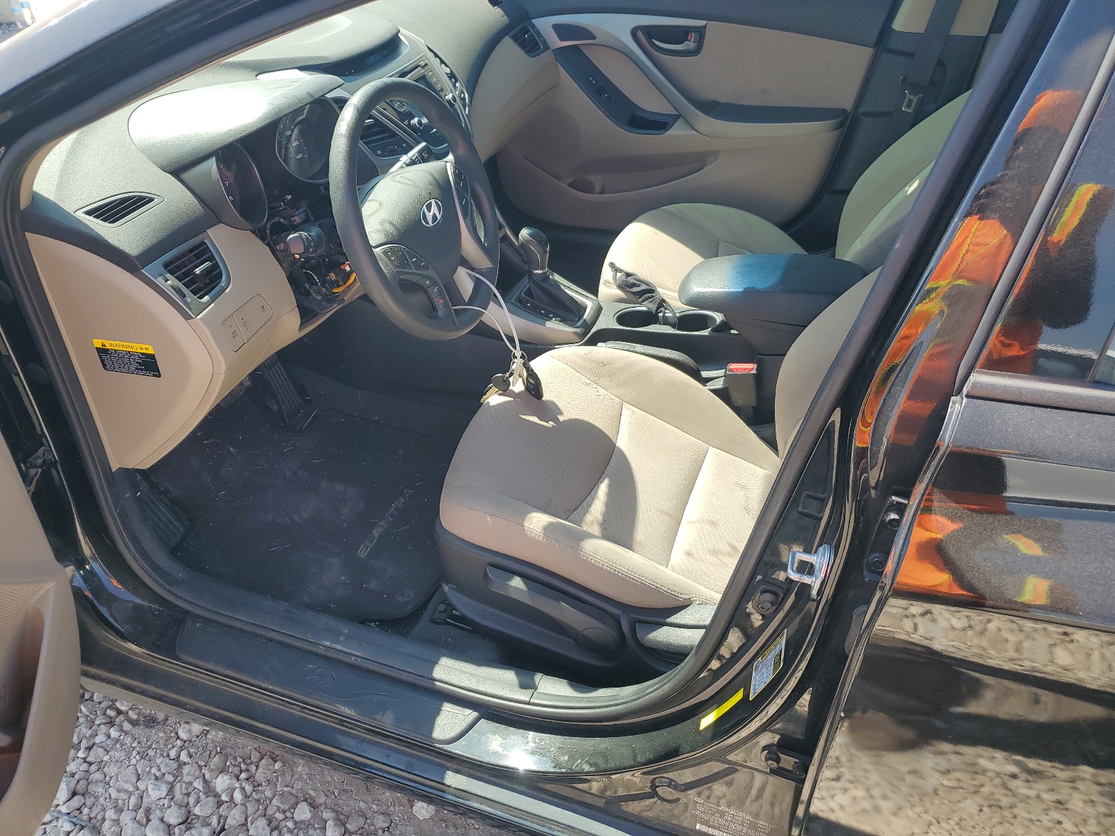 5NPDH4AE6EH545920 2014 Hyundai Elantra Se